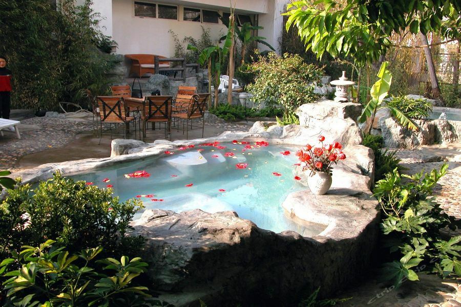 Yunnan Dianchi Garden Resort Hotel & Spa Kunming Bagian luar foto